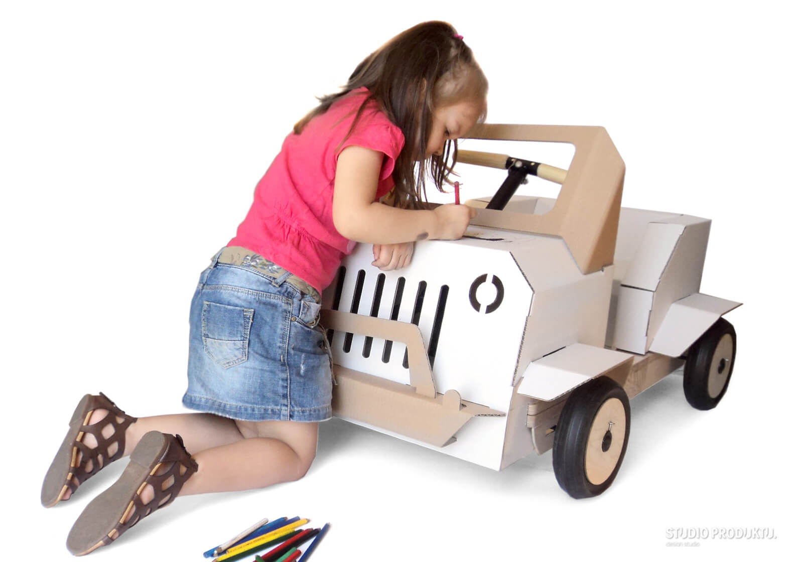 projekt-wzornictwa-przemyslowego-nowy-produktukt-projekt-zabawki-wielofunkcyjnej-dla-dzieci-projekt-pojazdu-wielofunkcyjnego_3